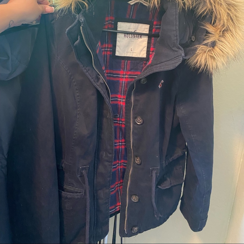 Hollister girls jacket size large - Picture 3 of 3
